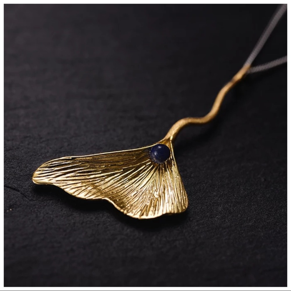 Artisan Handmade Natural Lapis 925 Silver The Zafyre Whale Tail Necklace - Picture 1 of 7